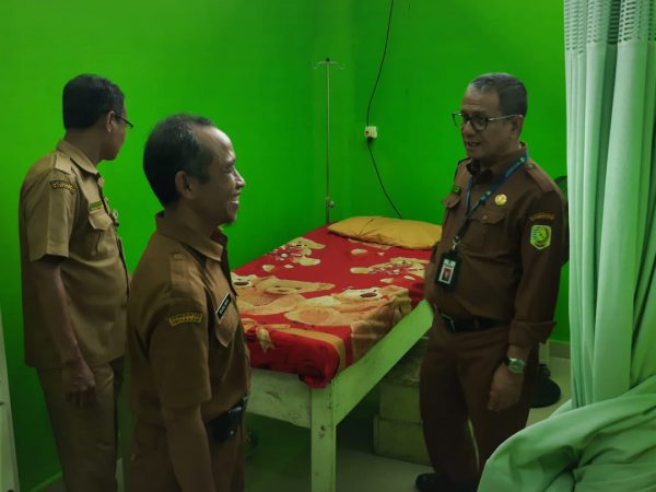 Kunjungan Kerja ke Puskesmas Sejangkung