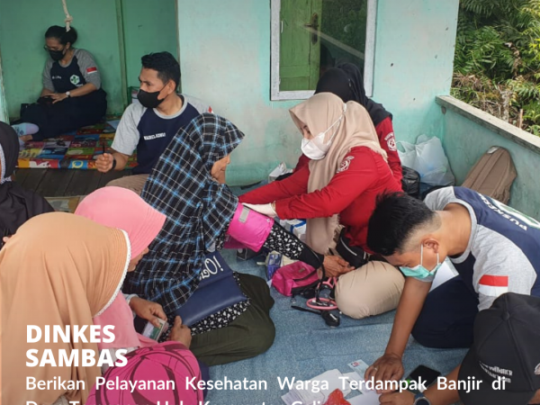Pelayanan Kesehatan Warga Terdampak Banjir Kecamatan Galing